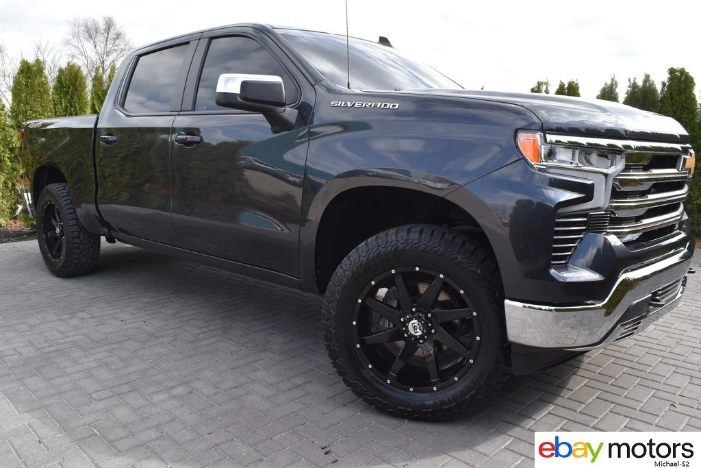 2024 Chevrolet Silverado 4th Gen - Image 3 of 21