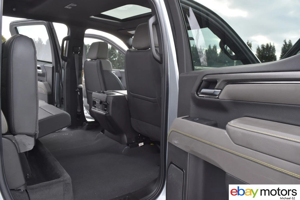 2024 Chevrolet Silverado 4th Gen - Image 17 of 21