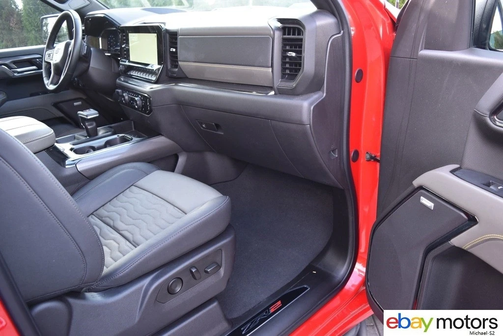 2024 Chevrolet Silverado 4th Gen - Image 15 of 21