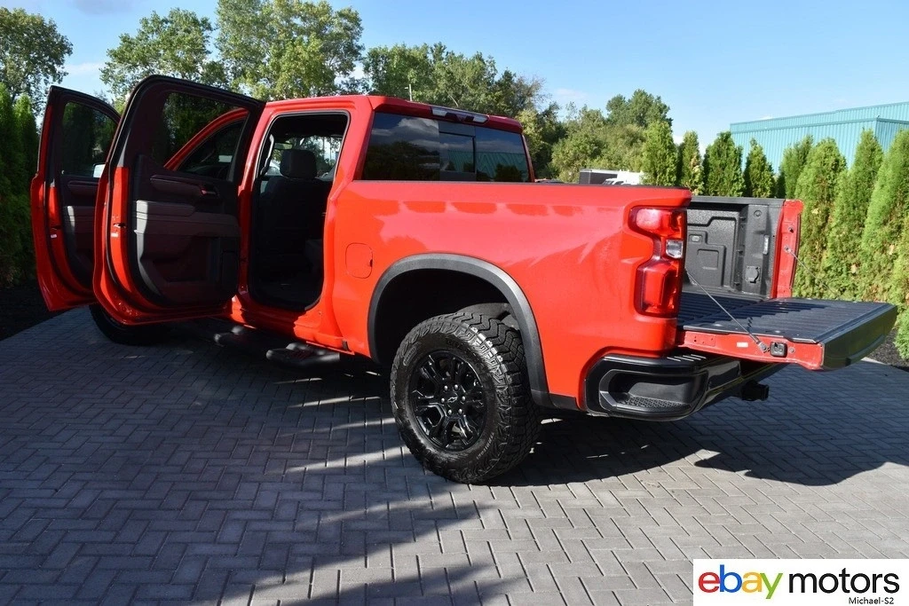 2024 Chevrolet Silverado 4th Gen - Image 18 of 21
