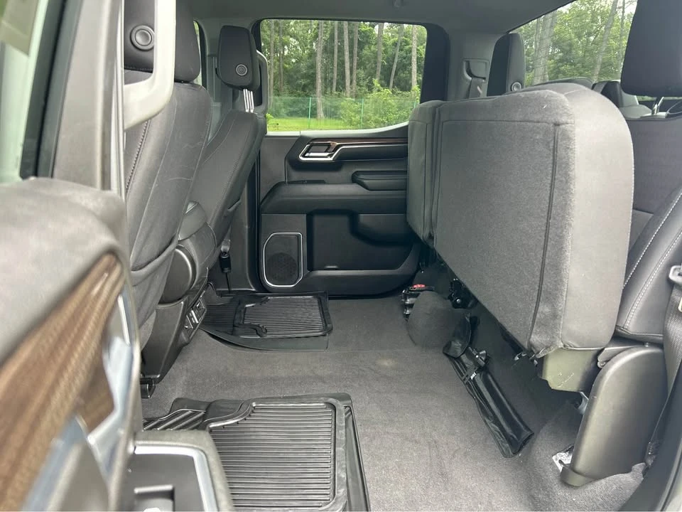 2024 Chevrolet Silverado 4th Gen - Image 15 of 18