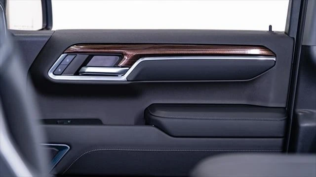 2024 Chevrolet Silverado 4th Gen - Image 17 of 21