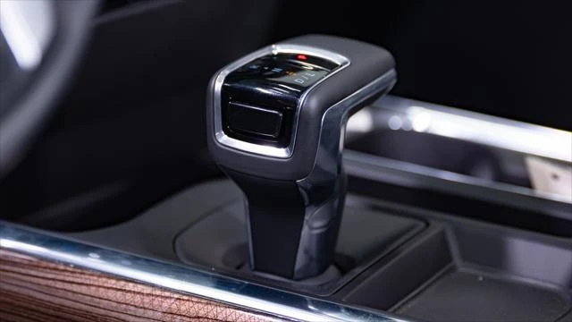 2024 Chevrolet Silverado 4th Gen - Image 19 of 21