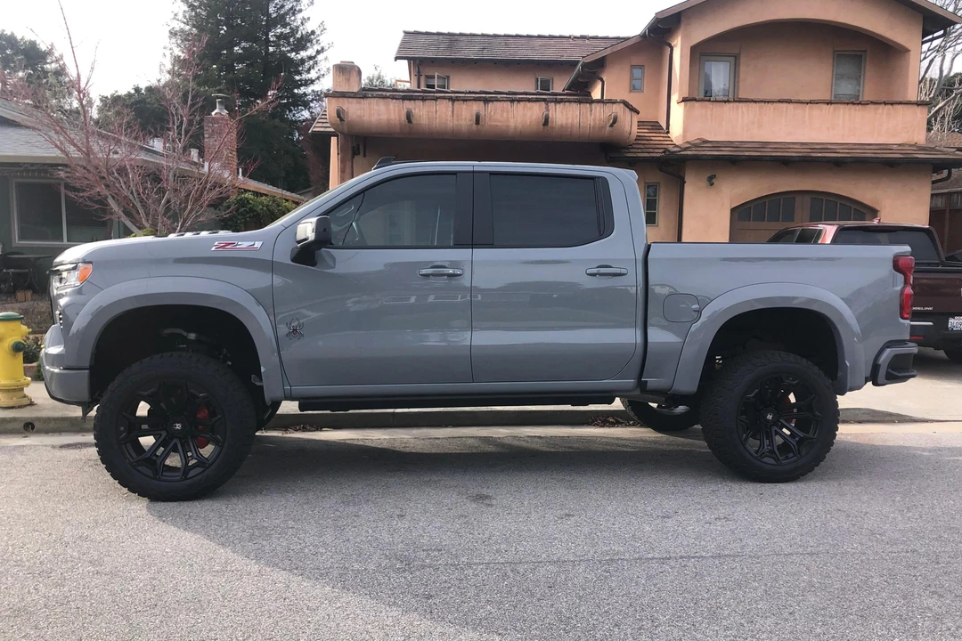 2024 Chevrolet Silverado 4th Gen - Image 3 of 31