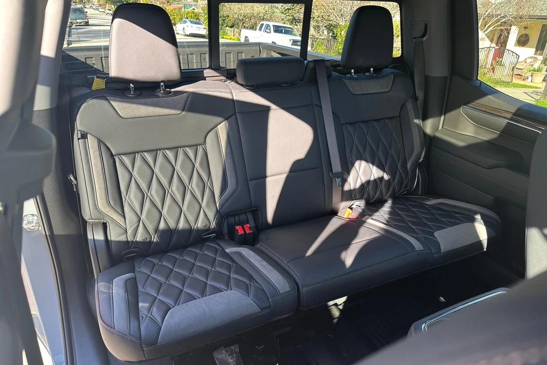 2024 Chevrolet Silverado 4th Gen - Image 26 of 31