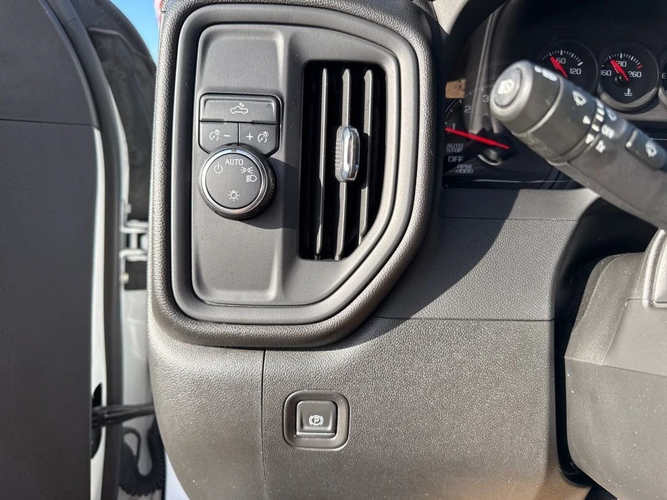2024 Chevrolet Silverado 4th Gen - Image 21 of 21