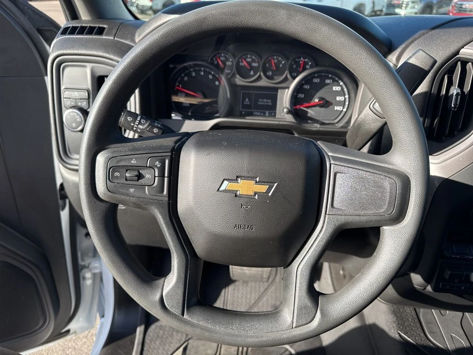 2024 Chevrolet Silverado 4th Gen - Image 15 of 21
