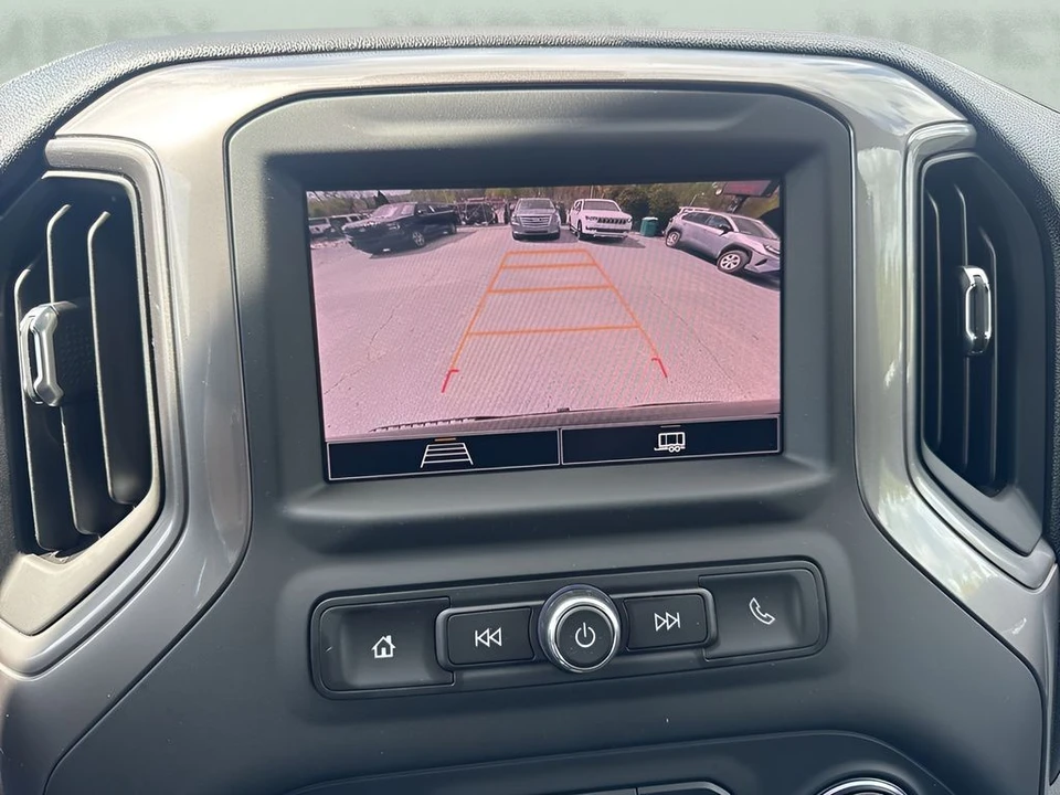 2024 Chevrolet Silverado 4th Gen - Image 18 of 21