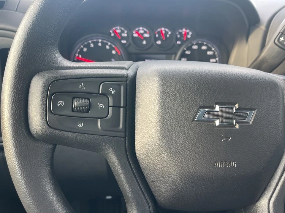 2024 Chevrolet Silverado 4th Gen - Image 15 of 21