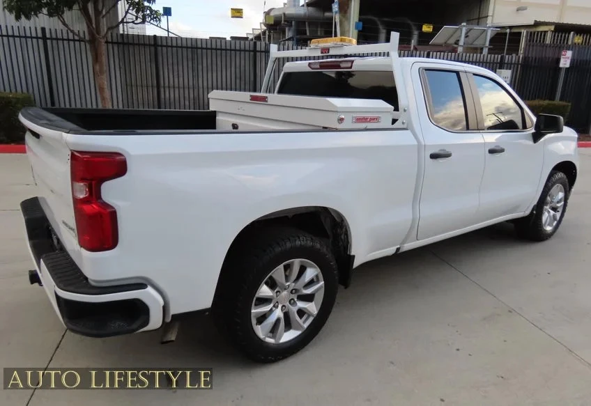 2024 Chevrolet Silverado 4th Gen - Image 10 of 21