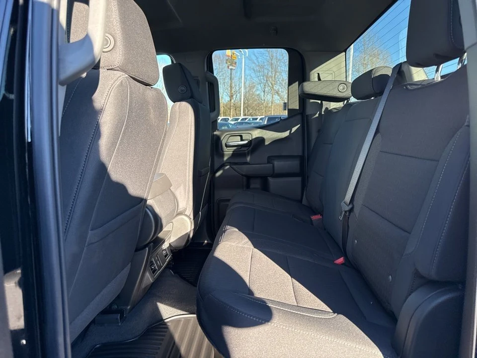 2024 Chevrolet Silverado 4th Gen - Image 11 of 12