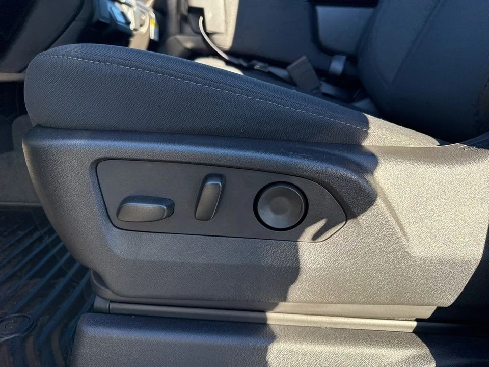 2024 Chevrolet Silverado 4th Gen - Image 10 of 21