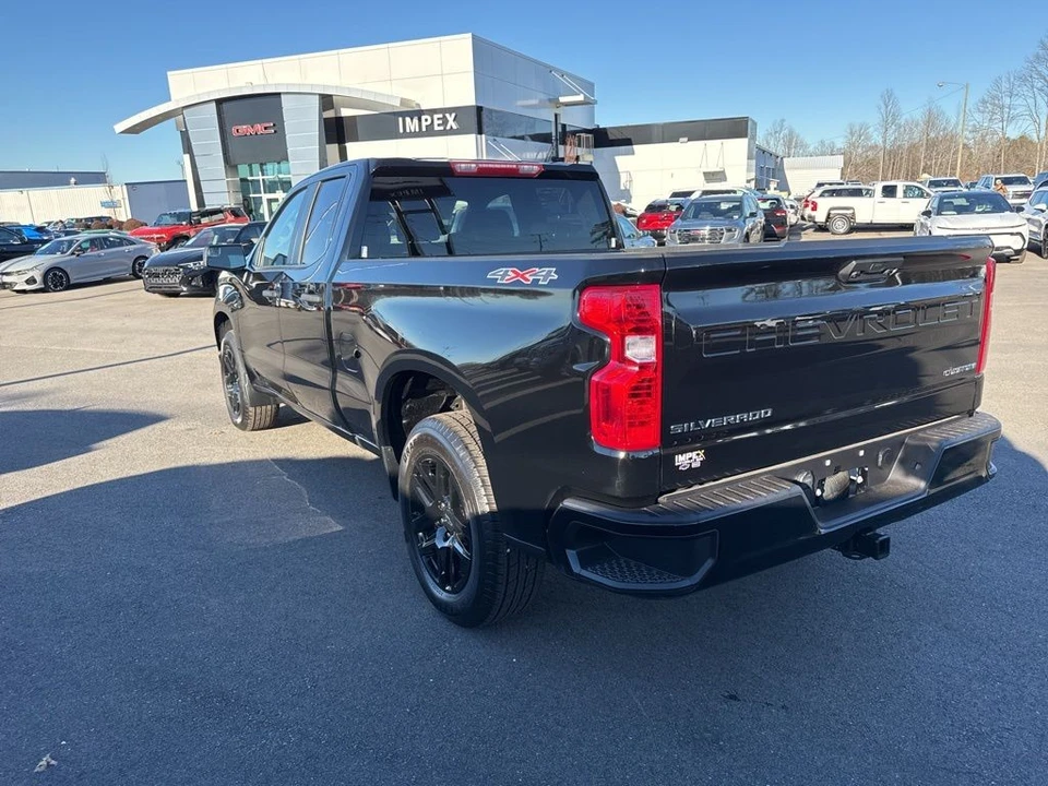 2024 Chevrolet Silverado 4th Gen - Image 3 of 21