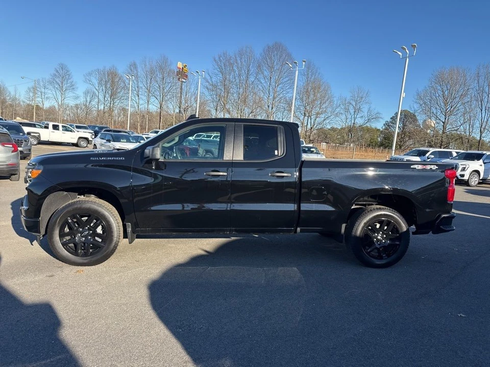 2024 Chevrolet Silverado 4th Gen - Image 2 of 12