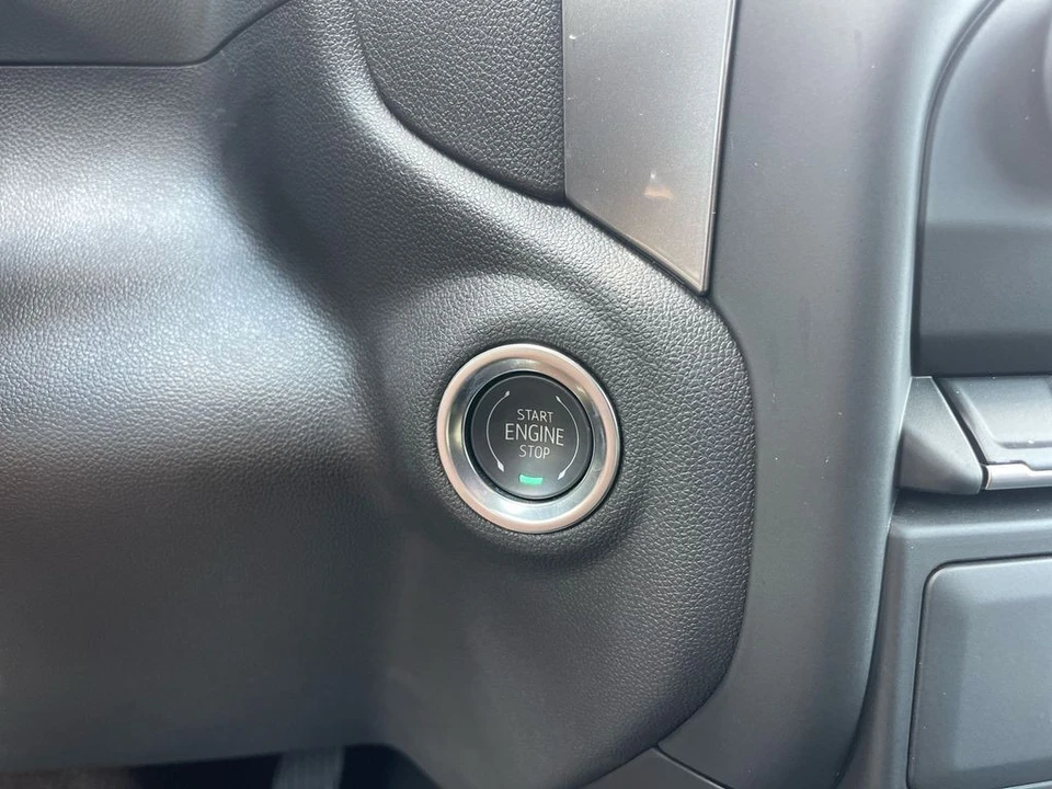 2024 Chevrolet Silverado 4th Gen - Image 19 of 21
