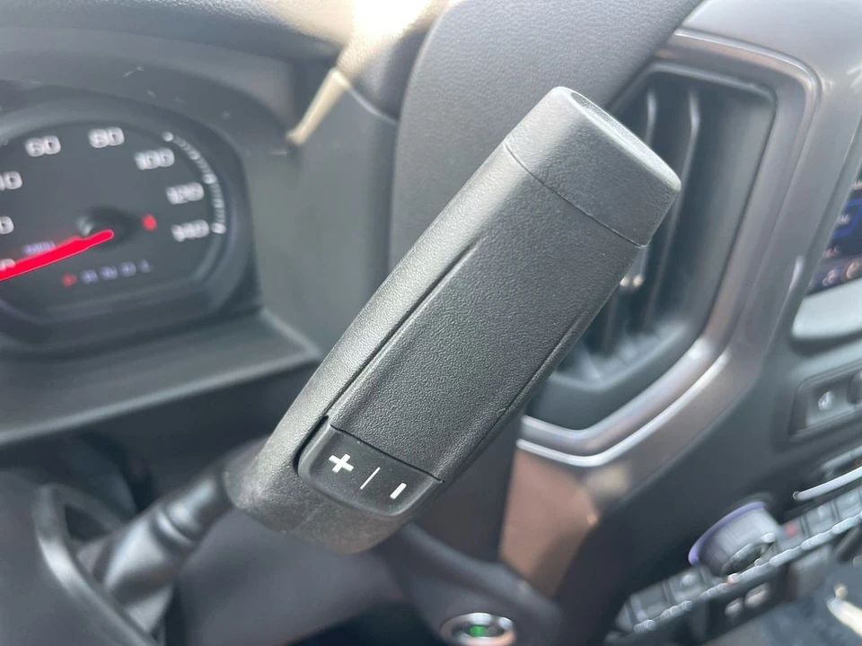 2024 Chevrolet Silverado 4th Gen - Image 15 of 21
