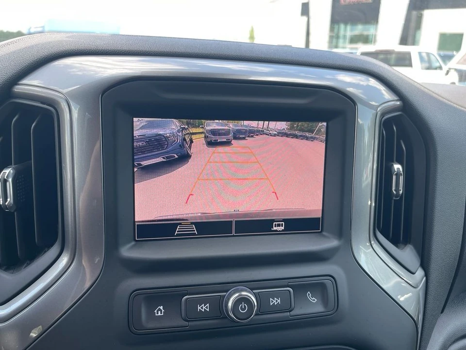 2024 Chevrolet Silverado 4th Gen - Image 18 of 21