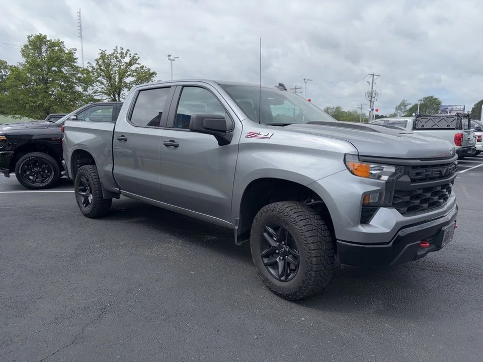 2024 Chevrolet Silverado 4th Gen - Image 2 of 9