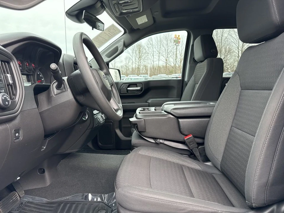 2024 Chevrolet Silverado 4th Gen - Image 9 of 12