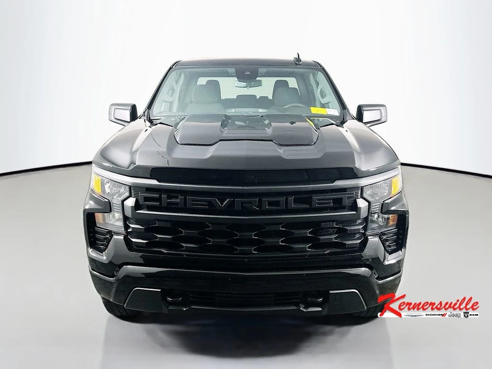 2024 Chevrolet Silverado 4th Gen - Image 2 of 21