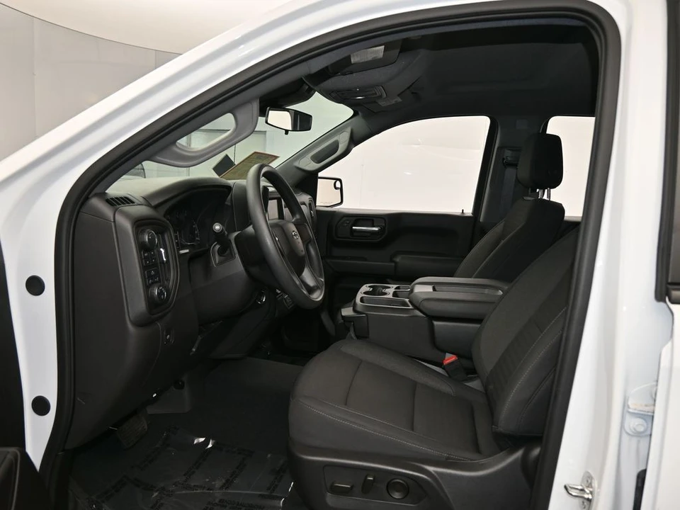 2024 Chevrolet Silverado 4th Gen - Image 3 of 12