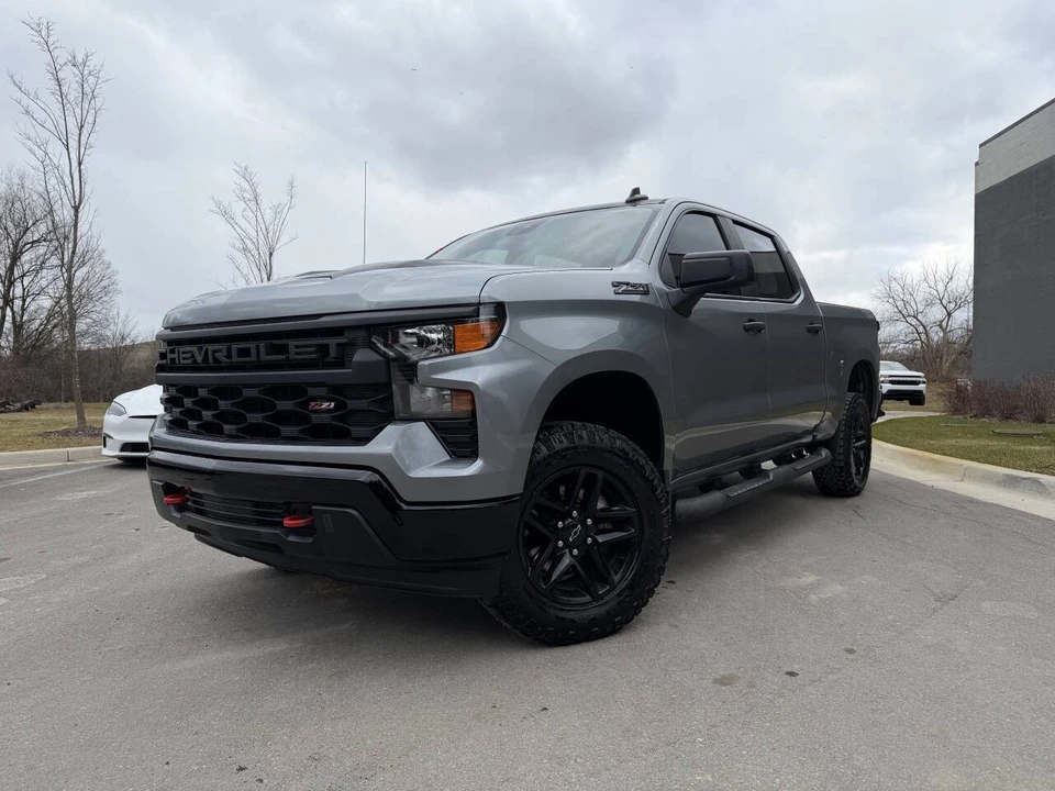 2024 Chevrolet Silverado 4th Gen - Image 2 of 21