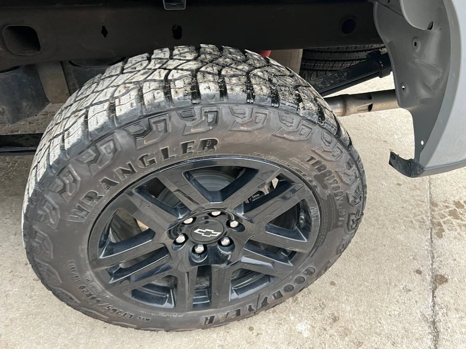 2024 Chevrolet Silverado 4th Gen - Image 12 of 21