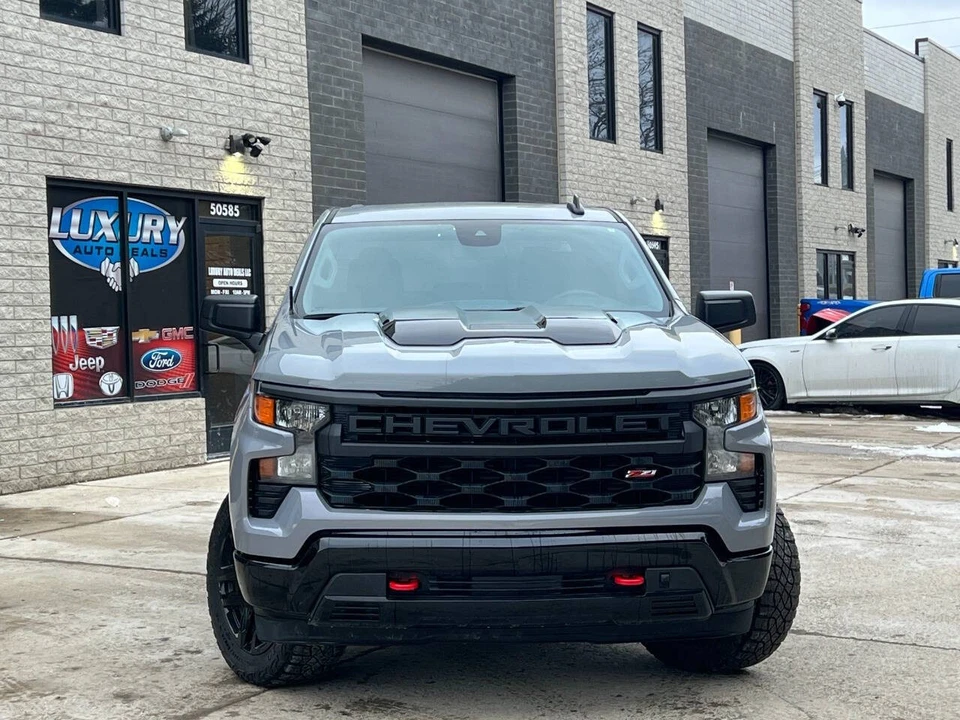 2024 Chevrolet Silverado 4th Gen - Image 2 of 21