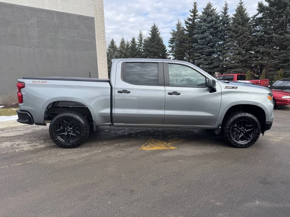 2024 Chevrolet Silverado 4th Gen - Image 4 of 16