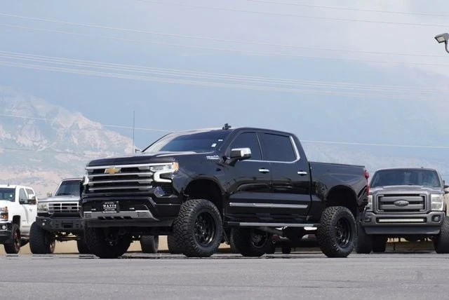 2024 Chevrolet Silverado 4th Gen - Image 2 of 21