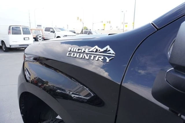 2024 Chevrolet Silverado 4th Gen - Image 18 of 21