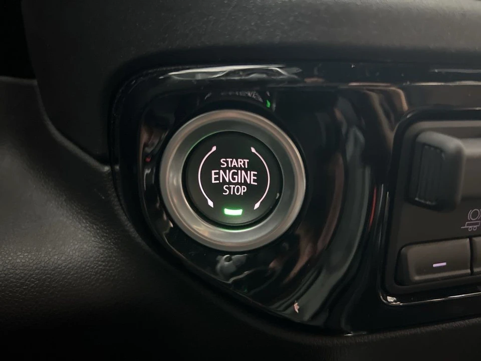 2024 Chevrolet Silverado 4th Gen - Image 15 of 21
