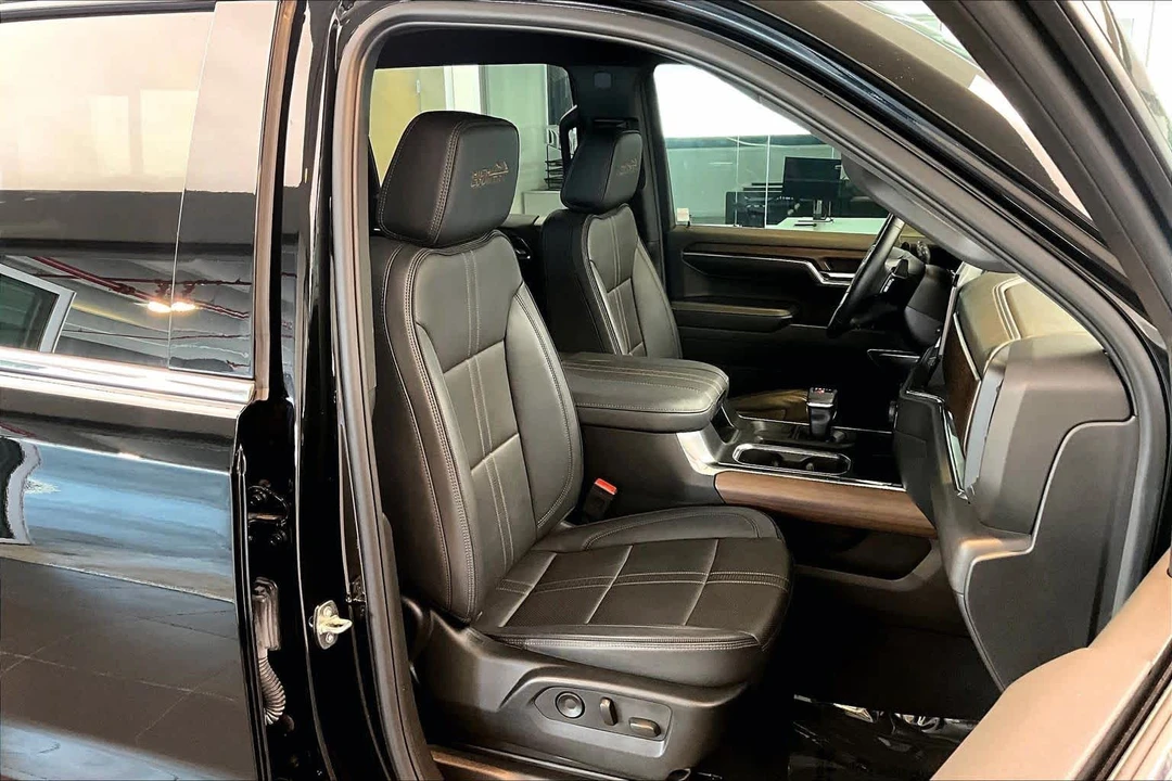 2024 Chevrolet Silverado 4th Gen - Image 9 of 12