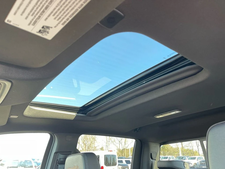 2024 Chevrolet Silverado 4th Gen - Image 12 of 12