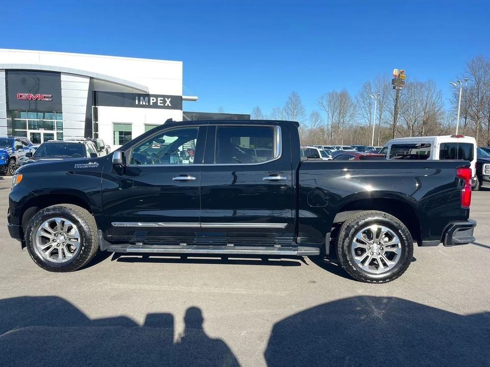 2024 Chevrolet Silverado 4th Gen - Image 2 of 12