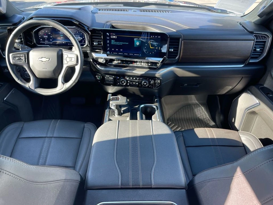 2024 Chevrolet Silverado 4th Gen - Image 15 of 21