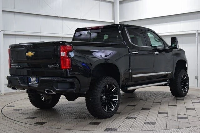 2024 Chevrolet Silverado 4th Gen - Image 7 of 12