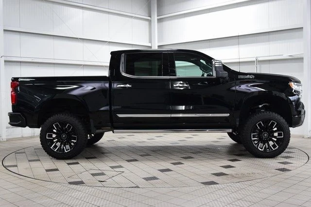 2024 Chevrolet Silverado 4th Gen - Image 8 of 12