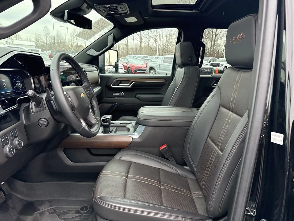 2024 Chevrolet Silverado 4th Gen - Image 9 of 12