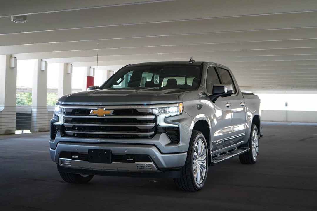 2024 Chevrolet Silverado 4th Gen - Image 3 of 31