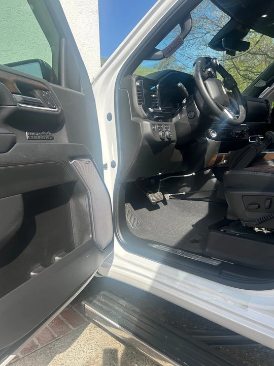2024 Chevrolet Silverado 4th Gen - Image 2 of 6