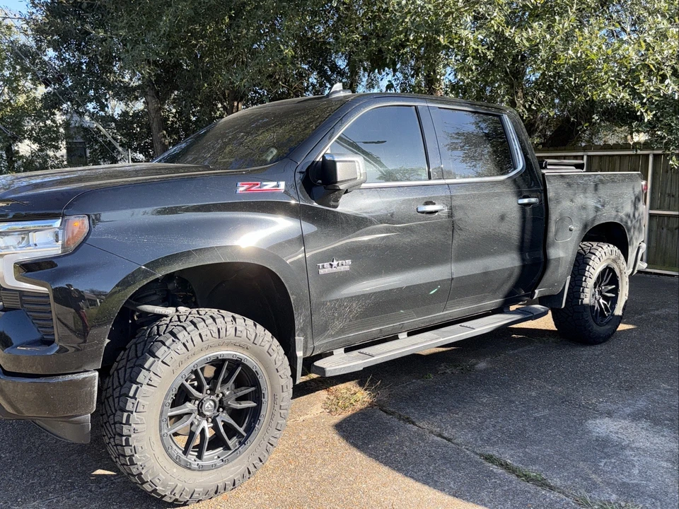 2024 Chevrolet Silverado 4th Gen - Image 2 of 5