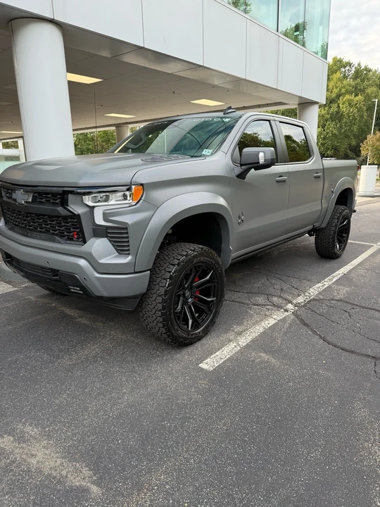 2024 Chevrolet Silverado 4th Gen - Image 2 of 10