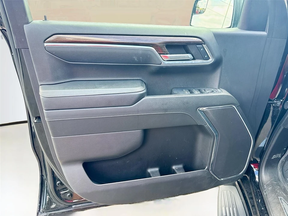 2024 Chevrolet Silverado 4th Gen - Image 10 of 11