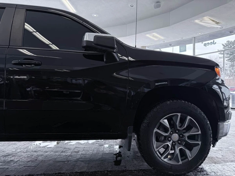 2024 Chevrolet Silverado 4th Gen - Image 4 of 12