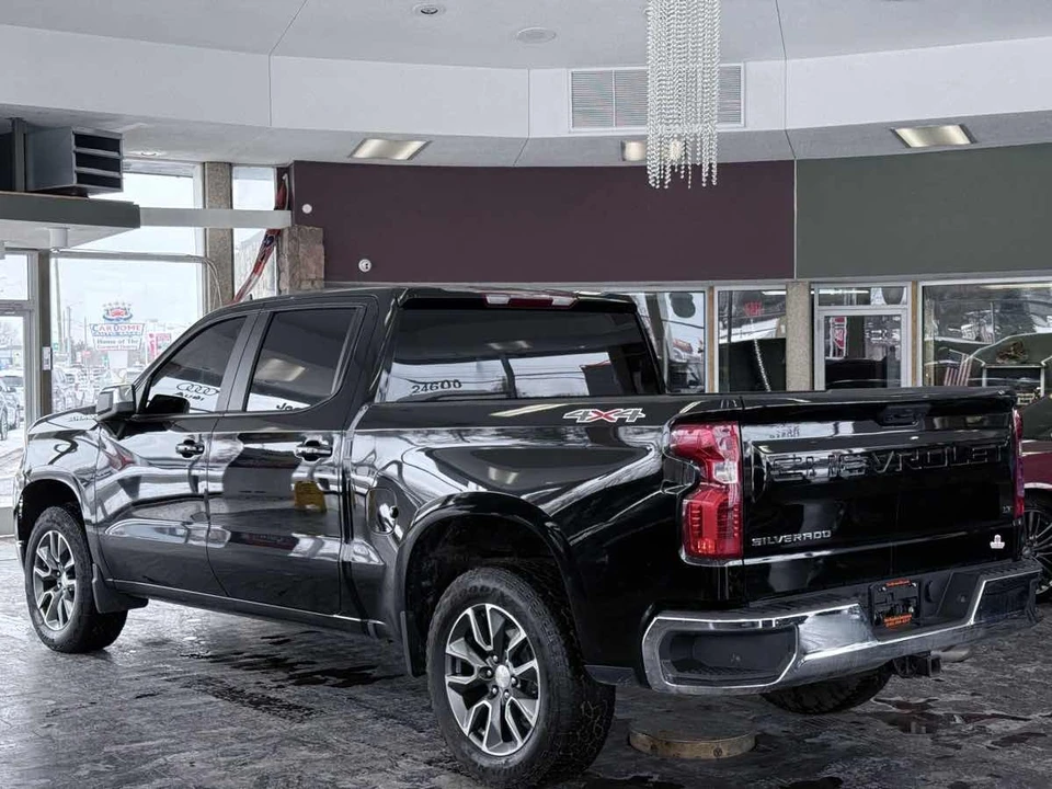 2024 Chevrolet Silverado 4th Gen - Image 9 of 12