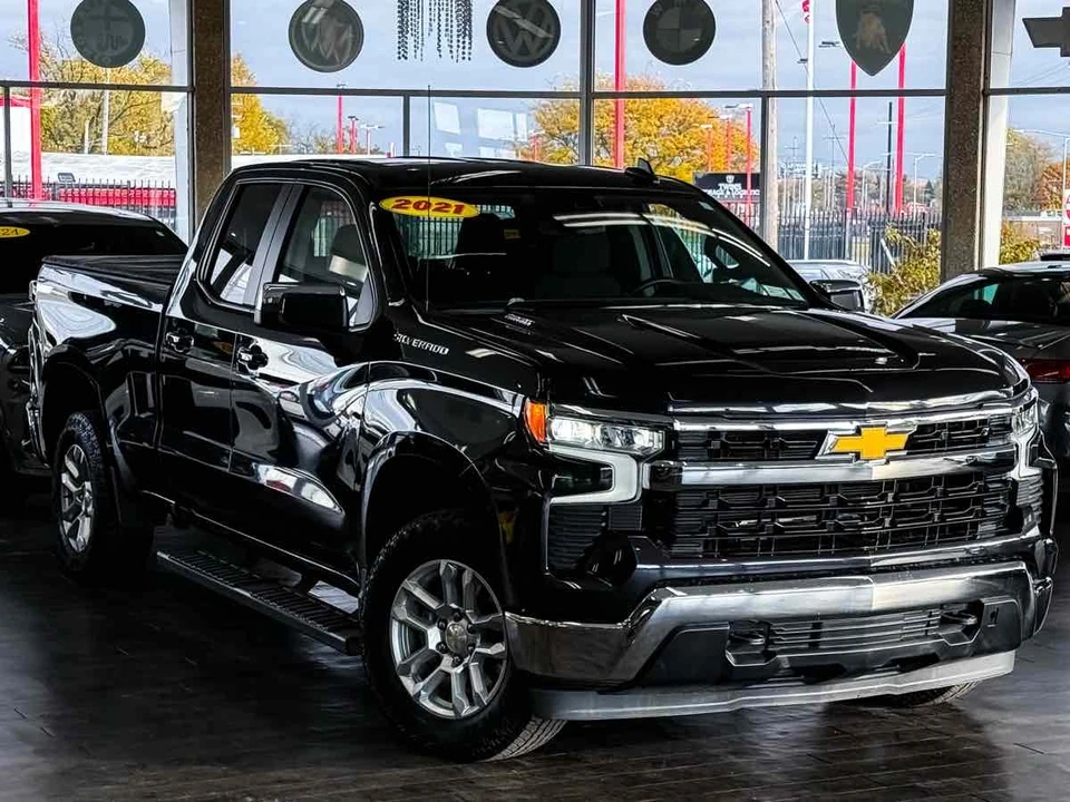 2024 Chevrolet Silverado 4th Gen - Image 2 of 21