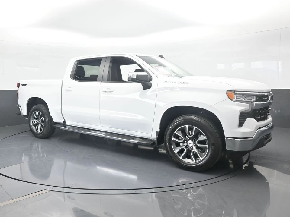 2024 Chevrolet Silverado 4th Gen - Image 8 of 12