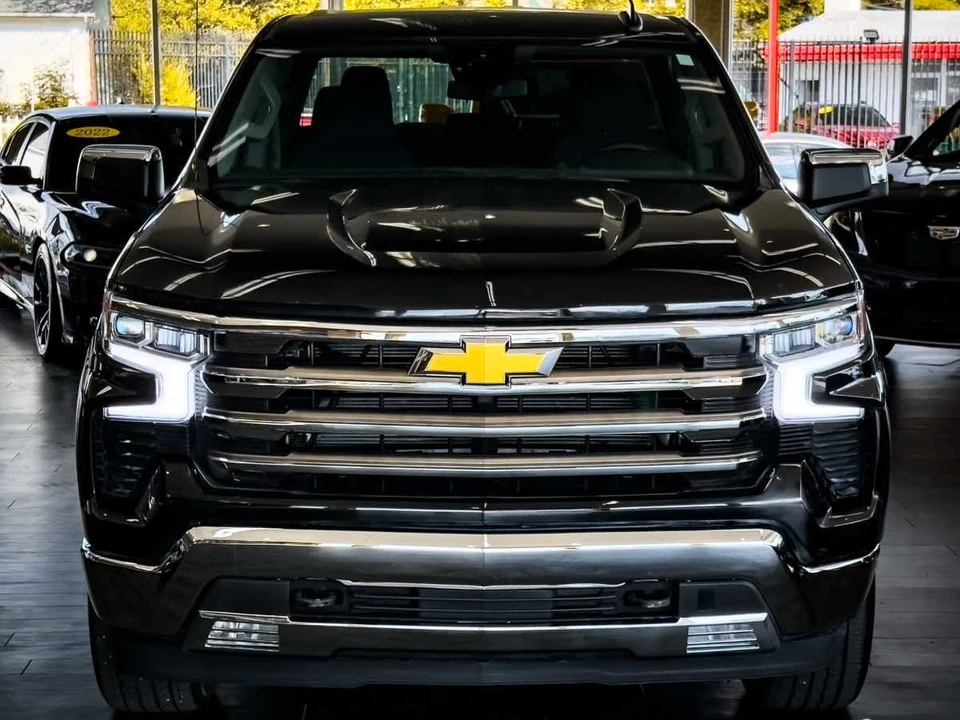 2024 Chevrolet Silverado 4th Gen - Image 3 of 21