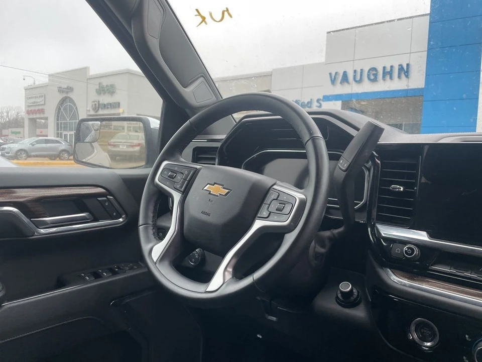 2024 Chevrolet Silverado 4th Gen - Image 12 of 12